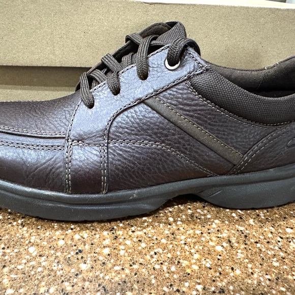 Clarks - Picture 5 of 5